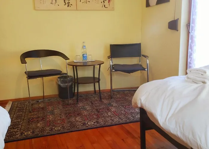 Zimmer Mit Zwei Einzelbetten